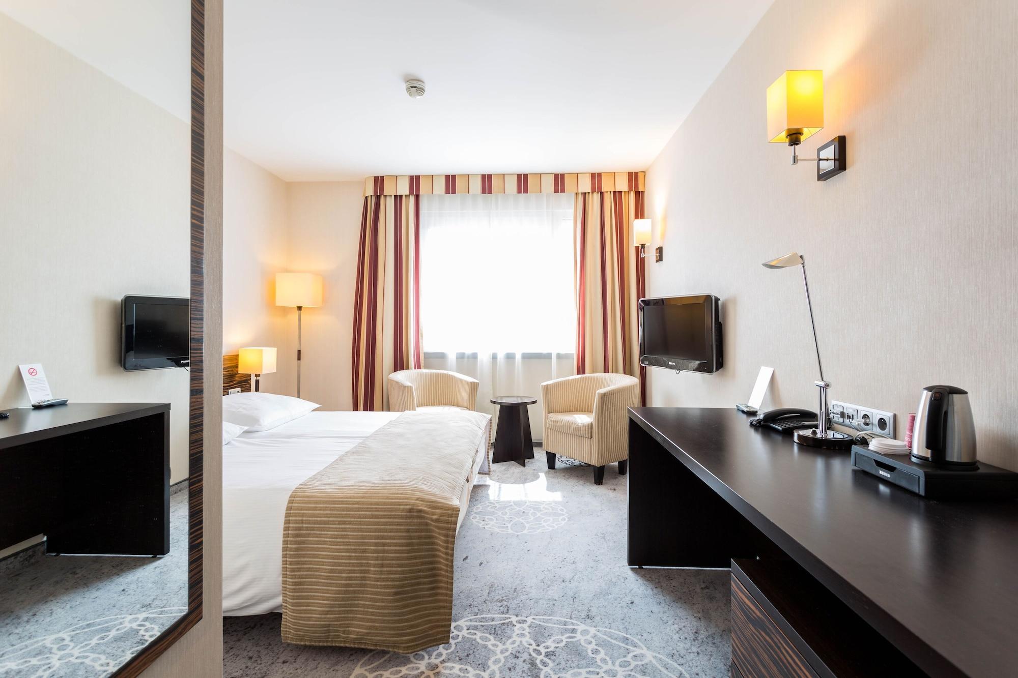 Qubus Hotel 키엘체 외부 사진